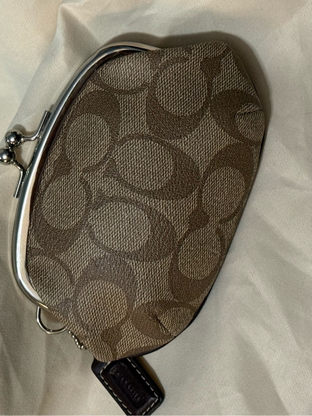 Coach Signature Kisslock Coin Purse - Picture 4 of 12